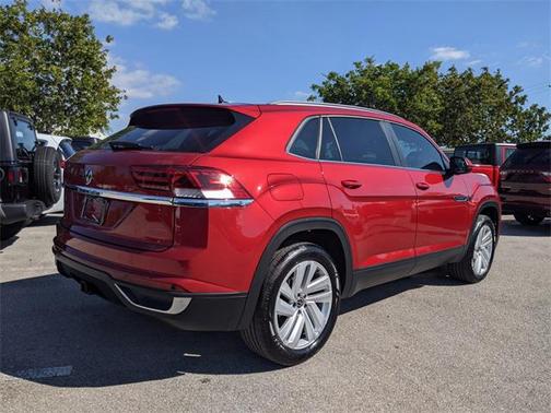 2022 Volkswagen Atlas Cross Sport 3.6L V6 SE w/Technology