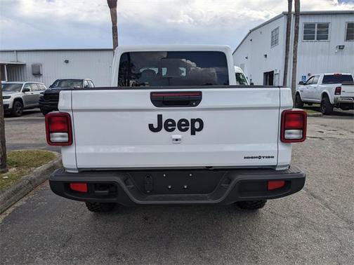 2025 Jeep Gladiator High Tide