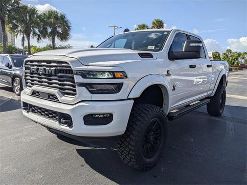 2025 RAM 2500 Big Horn Crew Cab 4x4 6'4' Box