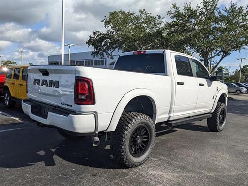 2025 RAM 2500 Big Horn Crew Cab 4x4 6'4' Box