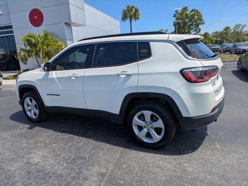 White Clearcoat 2019 Jeep Compass Latitude