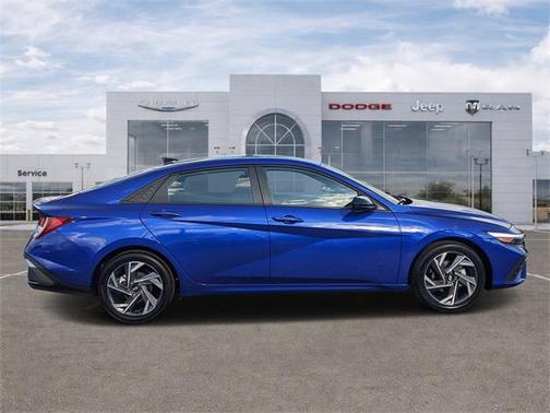 2025 Hyundai ELANTRA Sport