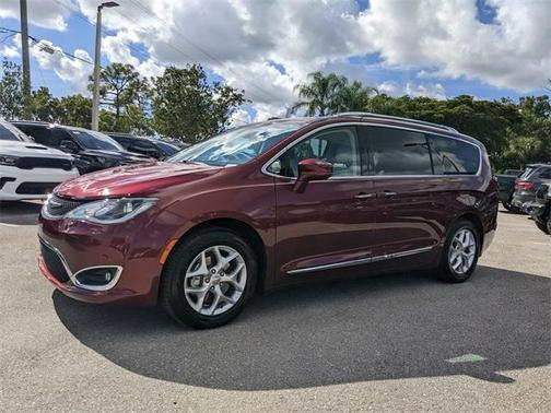 2020 Chrysler Pacifica Touring-L Plus
