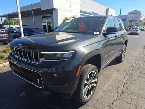 2023 Jeep Grand Cherokee Overland