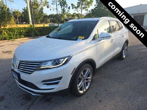2015 Lincoln MKC Base