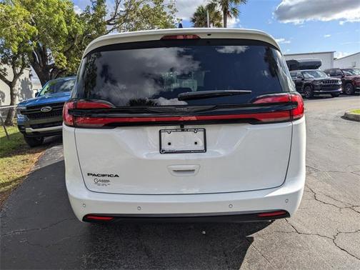 2026 Chrysler Pacifica L