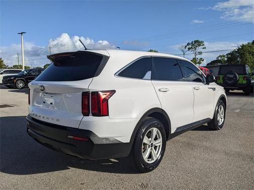 2021 Kia Sorento LX
