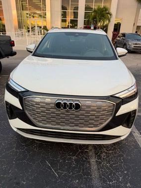 Glacier White Metallic 2025 Audi Q4 e-tron Premium 45 RWD
