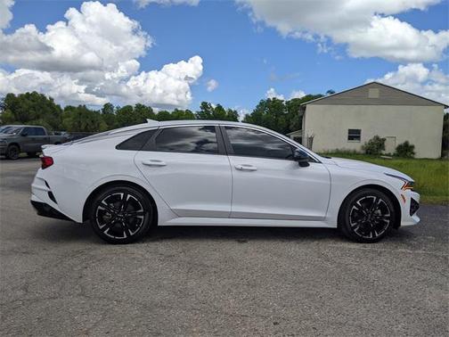 2024 Kia K5 GT-Line