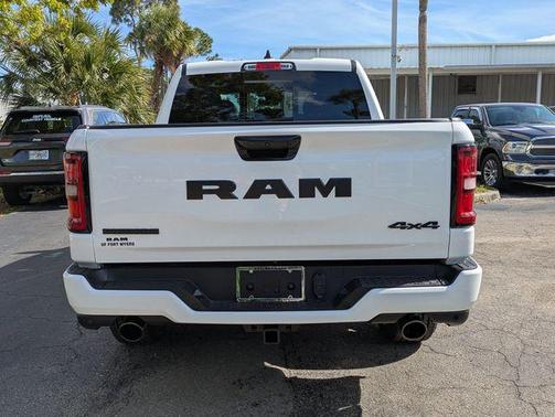 Bright White Clearcoat 2026 RAM 1500 Big Horn/Lone Star