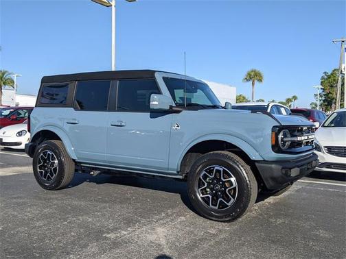 2023 Ford Bronco Outer Banks