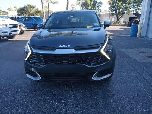 Gravity Gray 2024 Kia Sportage EX