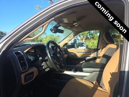 2019 RAM 3500 Big Horn Crew Cab 4x4 8' Box