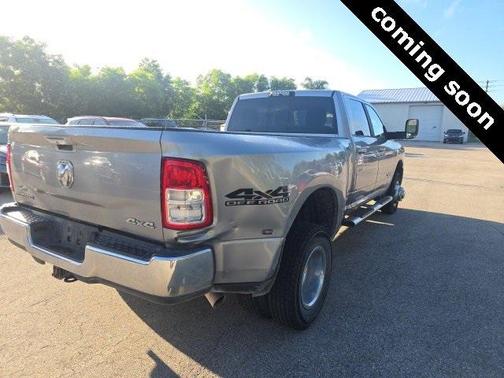 2019 RAM 3500 Big Horn Crew Cab 4x4 8' Box