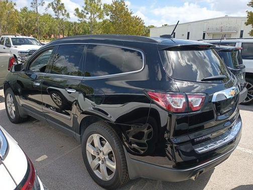 Mosaic Black Metallic 2017 Chevrolet Traverse Premier