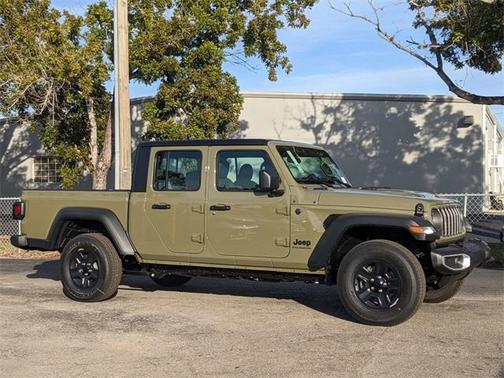 2026 Jeep Gladiator Sport