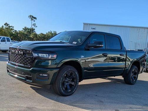 Serrano Green Metallic 2026 RAM 1500 Big Horn/Lone Star