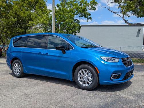 2026 Chrysler Pacifica L