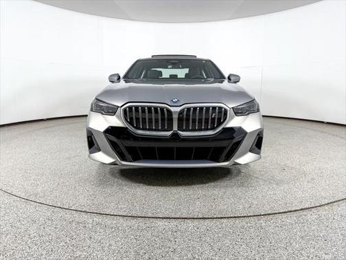 2026 BMW i5 xDrive40