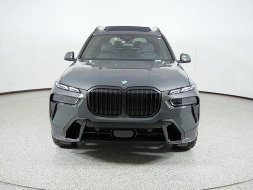 Gray Metallic 2027 BMW X7 xDrive40i