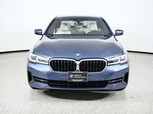 2023 BMW 530 i