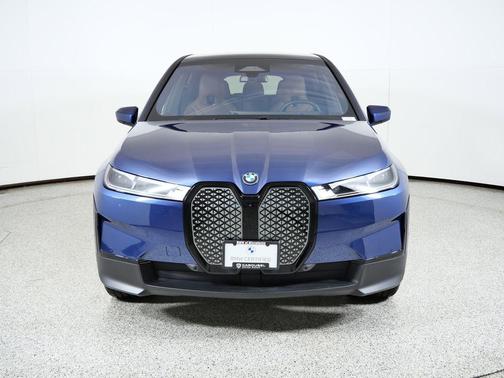 2025 BMW iX xDrive50