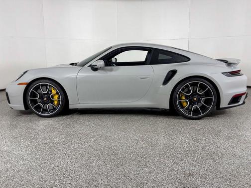 2023 Porsche 911 Turbo S