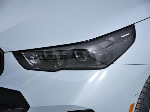 2026 BMW 530 i xDrive