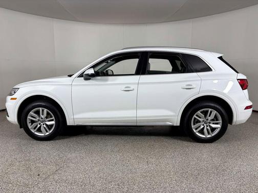 2020 Audi Q5 45 Premium