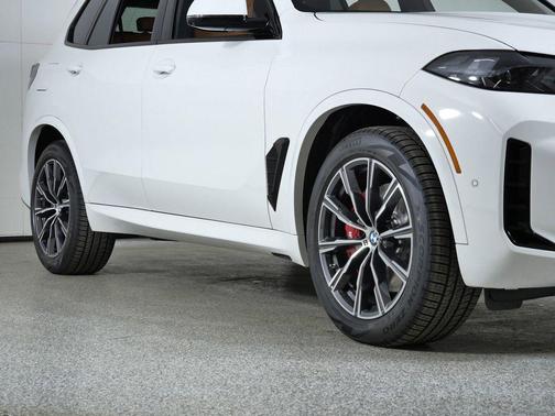 Alpine White 2026 BMW X5 xDrive40i
