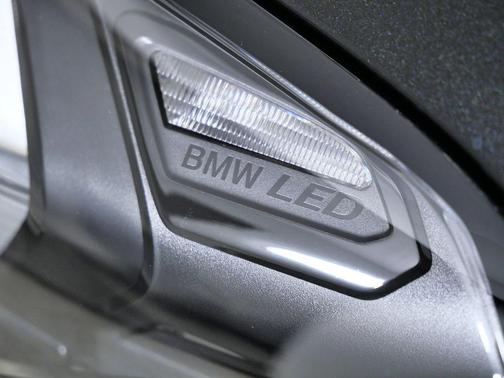 2026 BMW 330 xDrive NA