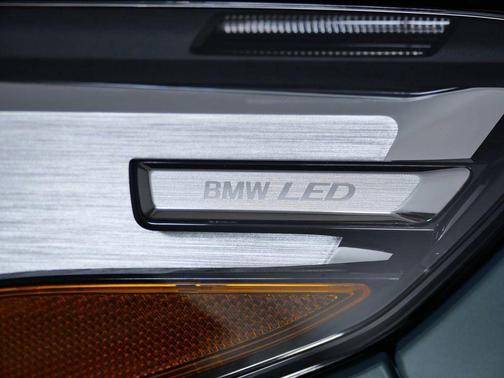 Cape York Green Metallic 2026 BMW X1 xDrive28i
