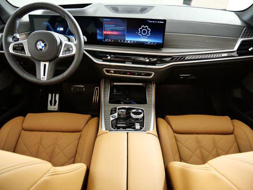 2026 BMW X5 M60i