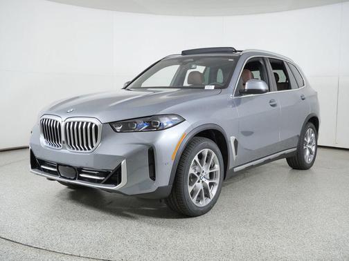 Skyscraper Grey Metallic 2026 BMW X5 xDrive40i