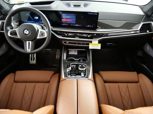 2026 BMW X7 M60i