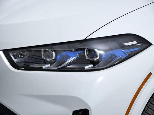 Alpine White 2026 BMW X5 xDrive40i