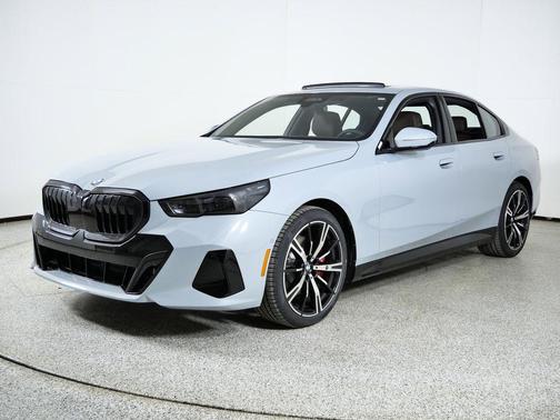 2026 BMW 530 i xDrive