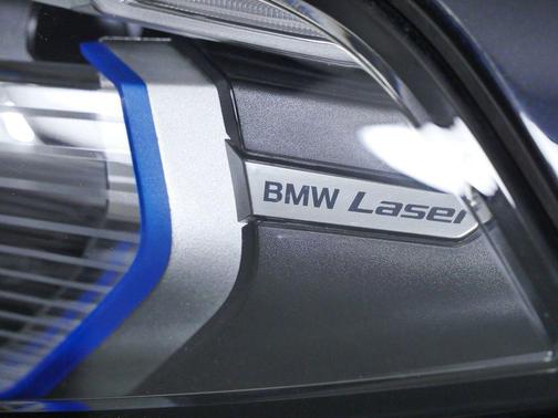 Carbon Black Metallic 2021 BMW X7 M50i