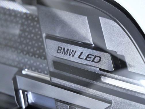 White Metallic 2026 BMW X5 PHEV xDrive50e