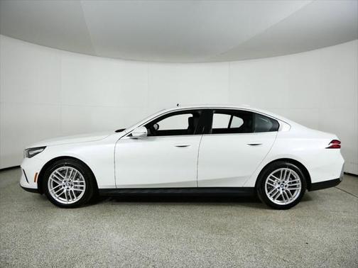 2024 BMW 530 i xDrive