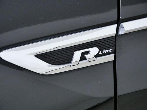2021 Volkswagen Tiguan 2.0T SEL R-Line 4MOTION