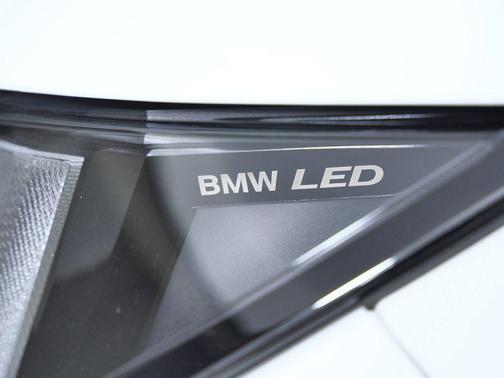 2026 BMW iX xDrive60