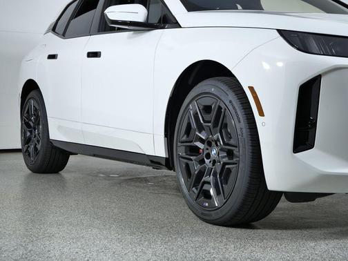 2026 BMW iX xDrive60