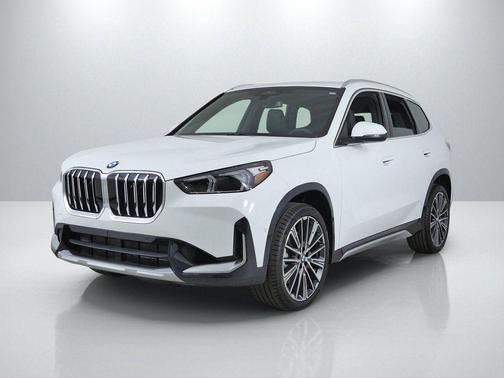 Alpine White 2026 BMW X1 xDrive28i