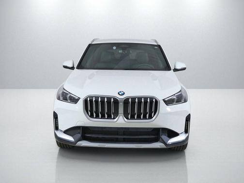 Alpine White 2026 BMW X1 xDrive28i