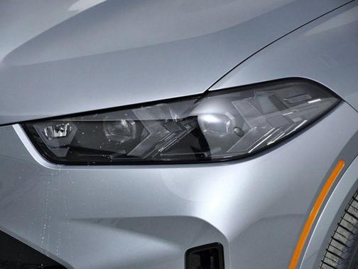 Gray Metallic 2026 BMW X5 xDrive40i