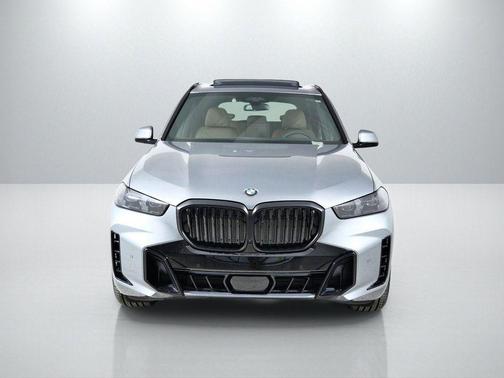 Skyscraper Grey Metallic 2026 BMW X5 xDrive40i