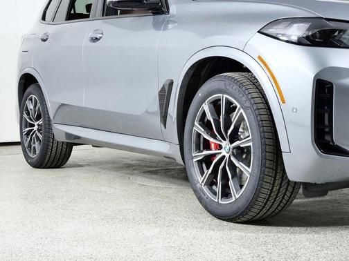 Gray Metallic 2026 BMW X5 xDrive40i
