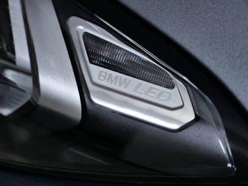 2026 BMW 330 xDrive NA