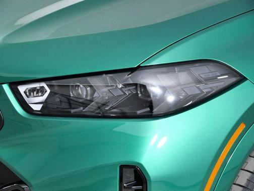 Green Metallic 2026 BMW X6 M60i